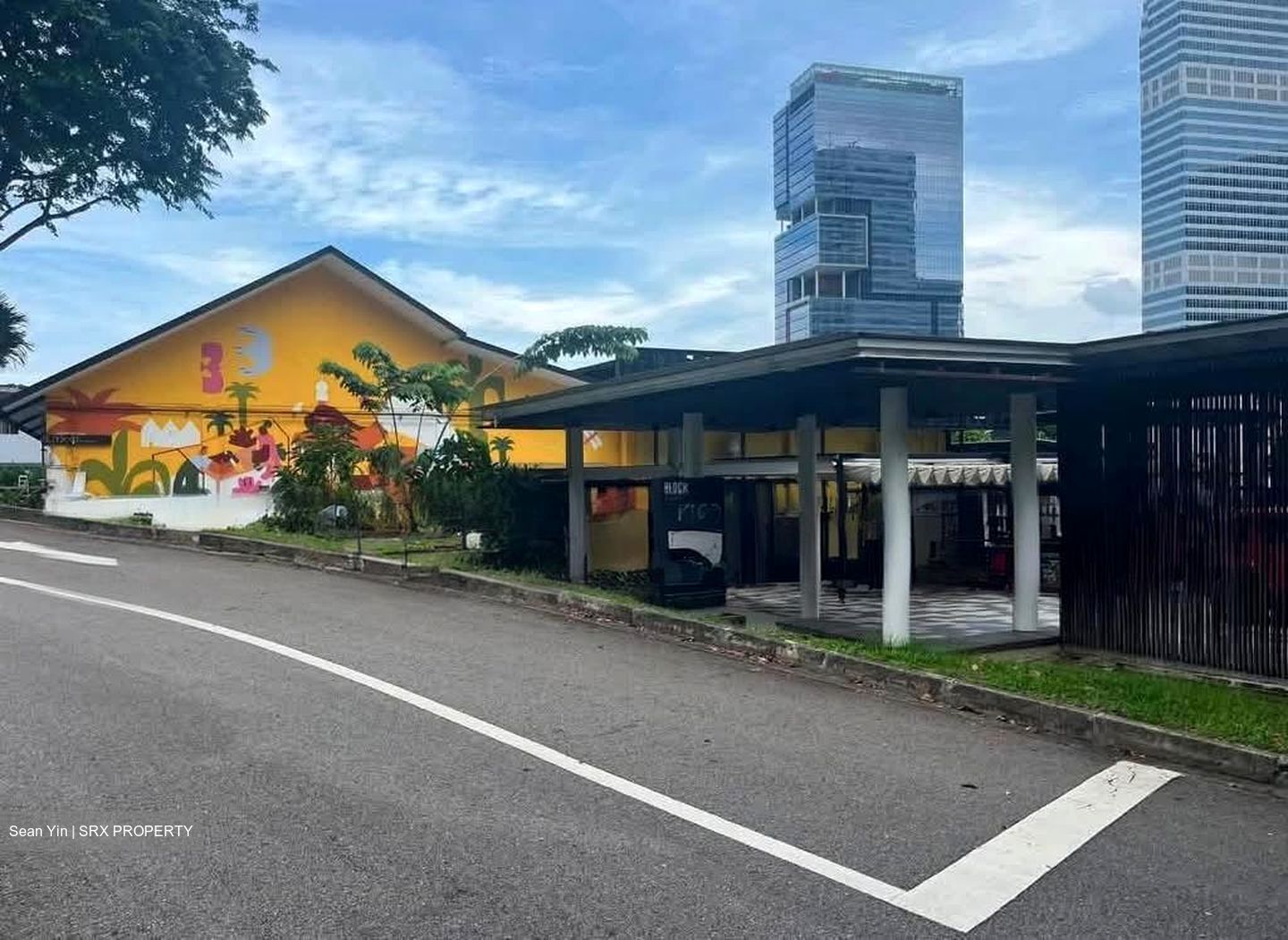 Malan Road (D4), Retail #604866101
